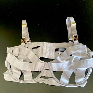 Soutien-gorge ultra sexy avec espace ms troues